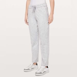 Lululemon On The Fly 7/8 Pant *27